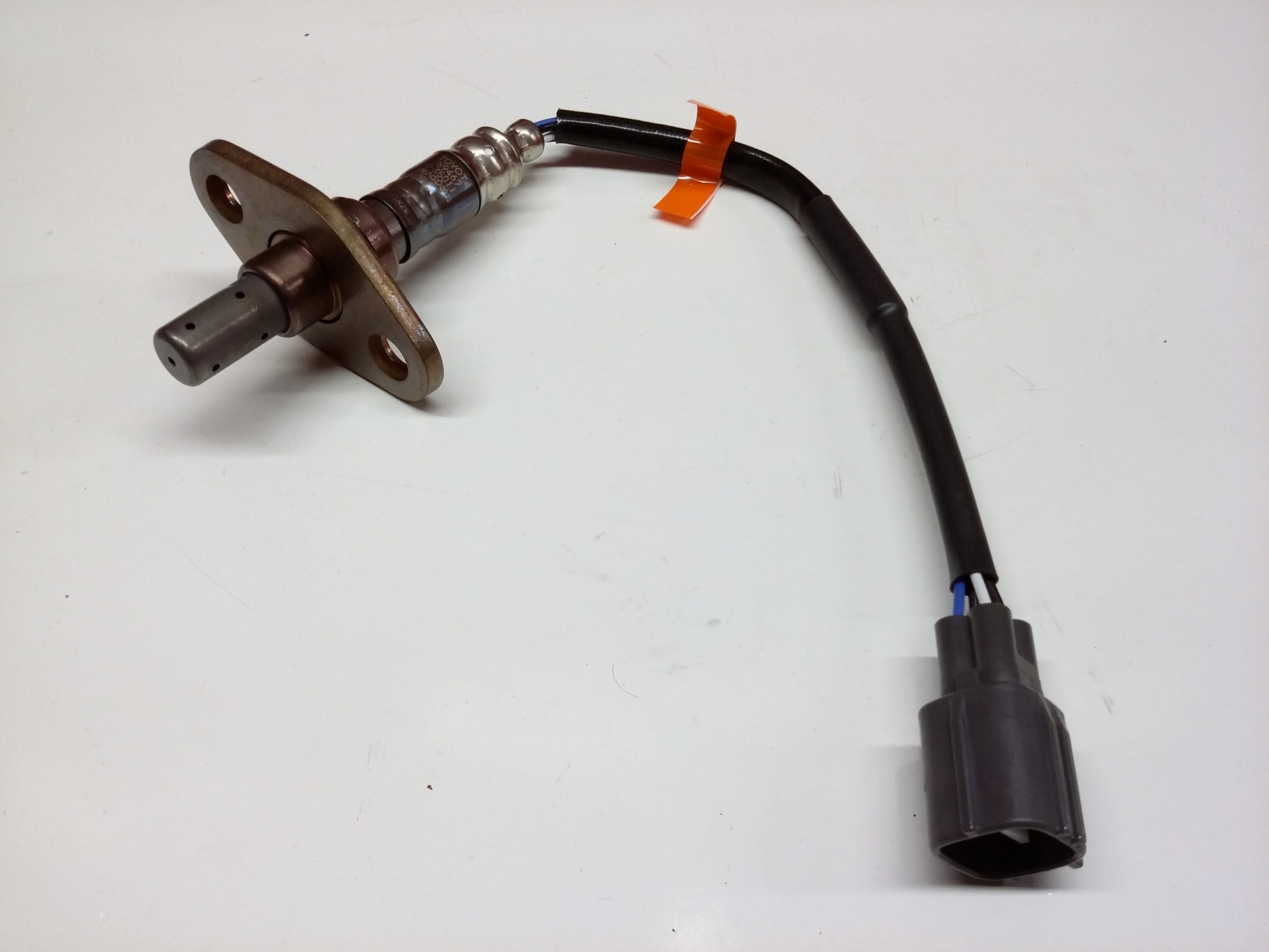 89467b ratio sensor air fuel Sensor, 8946735011   Toyota air ratio Sensor, fuel ratio.